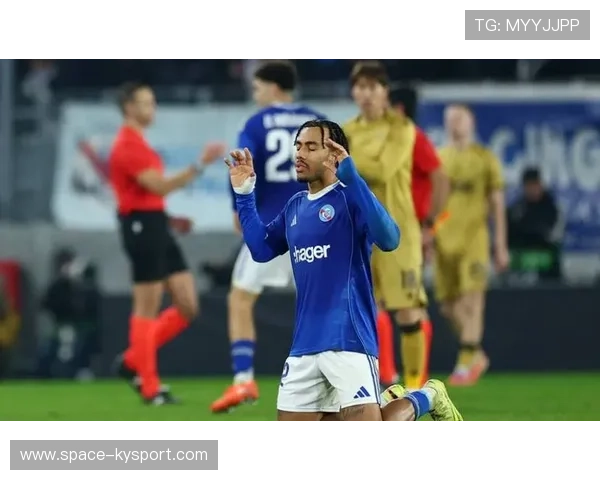 法甲积分榜竞争激烈，欧战资格争夺白热化